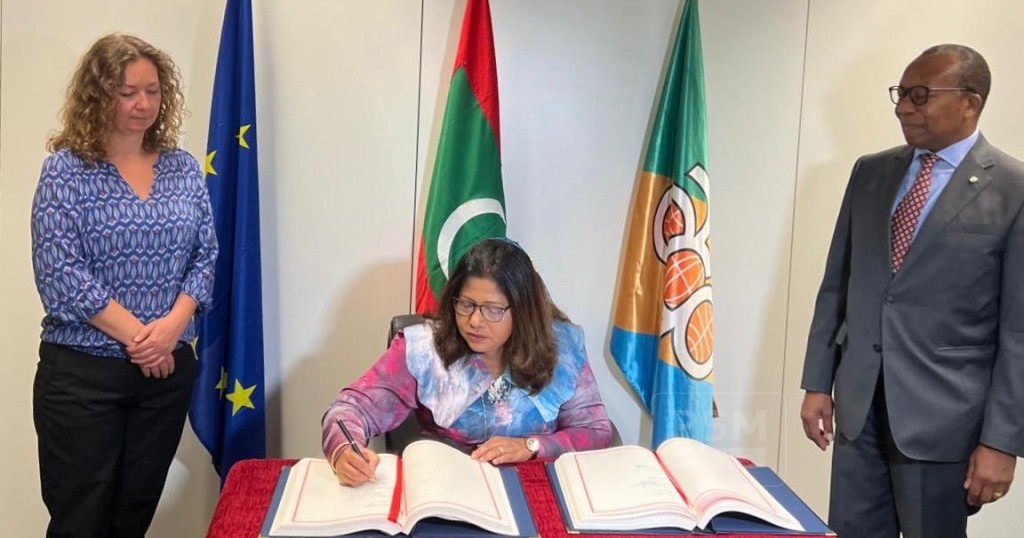 Islamee usoolthakaai fusuaraa SOMOA ebassvumugai Raees muizzu soikurevumun - rayyethun ge nuruhumai faadu kiyun