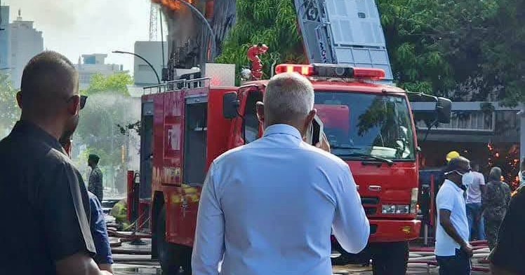 Sarukaaruge thin idhaara-eh himeney office imaaraathugai hingai alifaanuge haadisaa-aa gulhigen gina suvaalu thakeh ufedhi, mi mas-ala-aa gulhey thuhumathu thah dhanee ithuruvamun